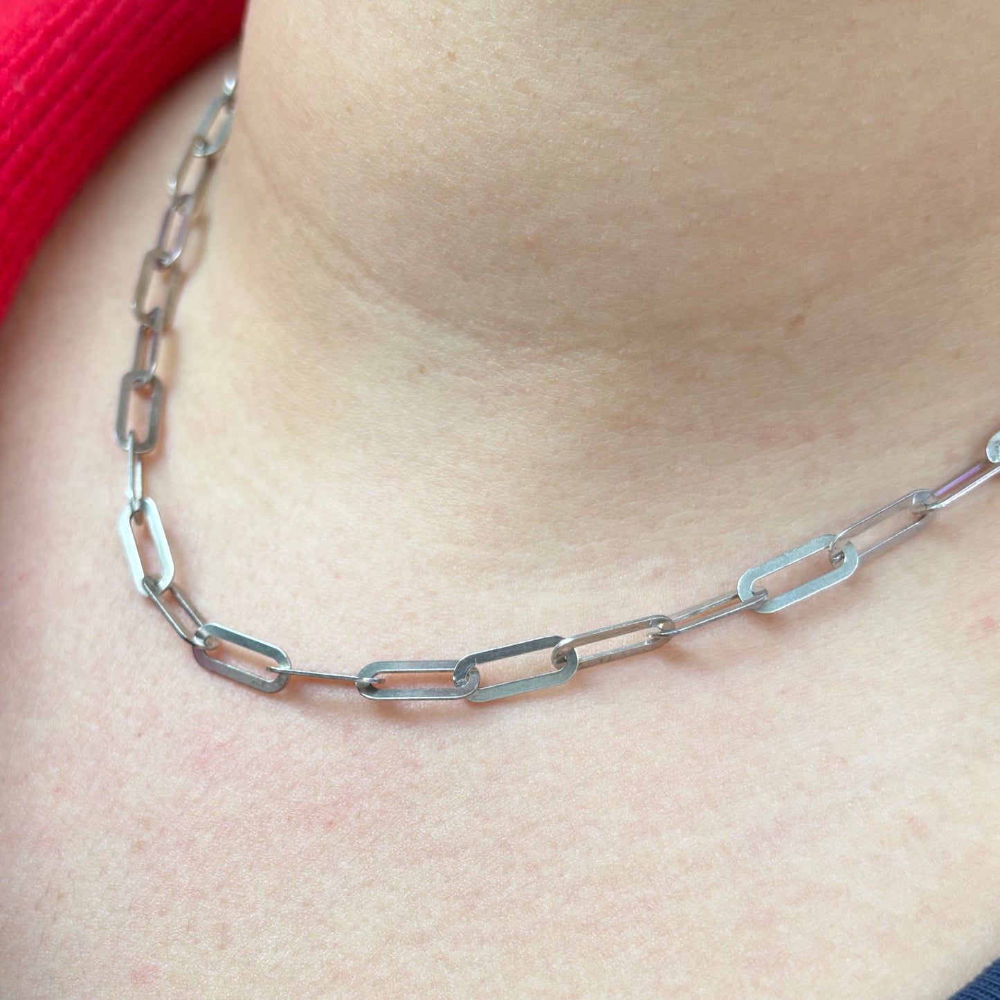 925 Ayar Gümüş Rodyum Kaplama Ataç Model Choker Kolye