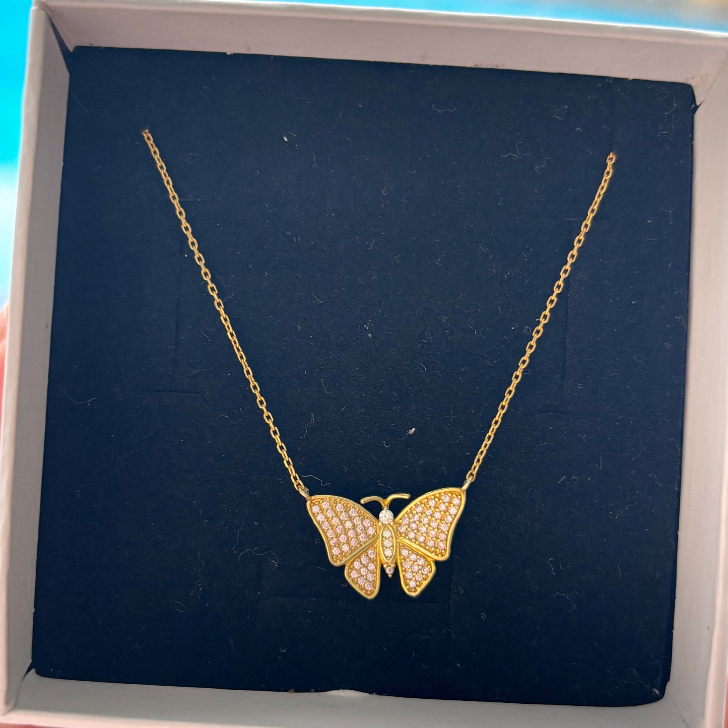 925 Ayar Gümüş Kelebek Model Zirkon Taşlı Kolye