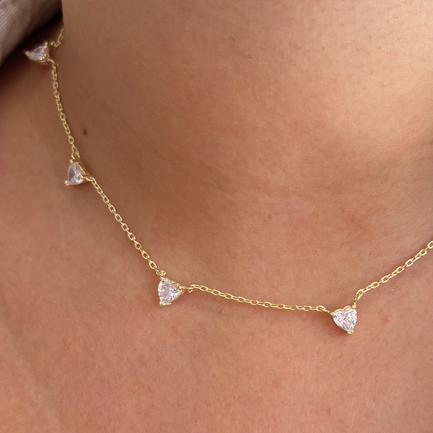 925 Ayar Gümüş Zirkon Taşlı Kalpli Choker Kolye
